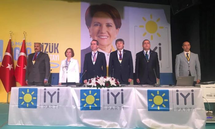 ATAŞ, DİVAN ÜYESİ OLDU