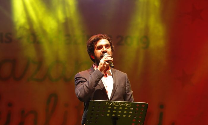 SERDAR TUNCER İLE ŞİİR GECESİ