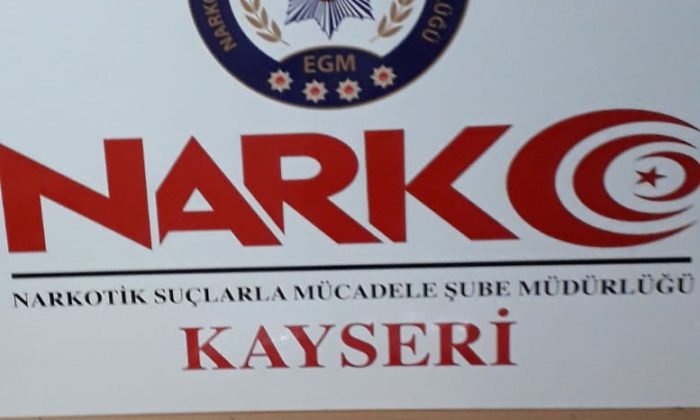 UYUŞTURUCU TACİRLERİ GÖZALTINA ALINDI