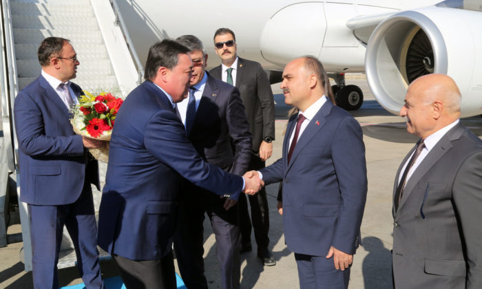 Kazakistan Başbakanı Askar Mamin Şehir Hastanesinde İncelemelerde Bulundu